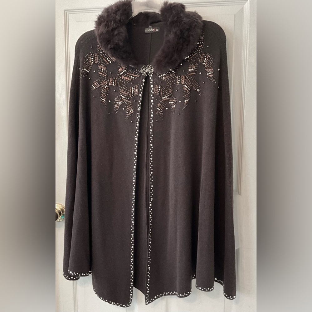 Modelia Elegant Brown Sweater Poncho with Embellishments